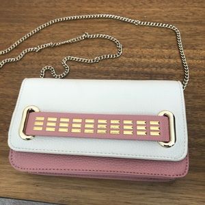 cute soft pink and cream purse!